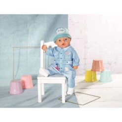 Zapf Creation BABY Born - Deluxe Jeans Overall - 43 Cm -Trendiger Spielzeug-Discounter 241654 4001167832592 zapf baby born deluxe jeans overall 03